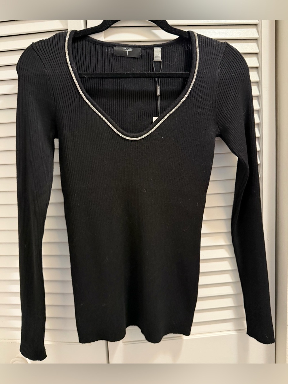 NWT Tahari Rhinestone Chain Trim Ribbed Long Sleeve Sweater Black S